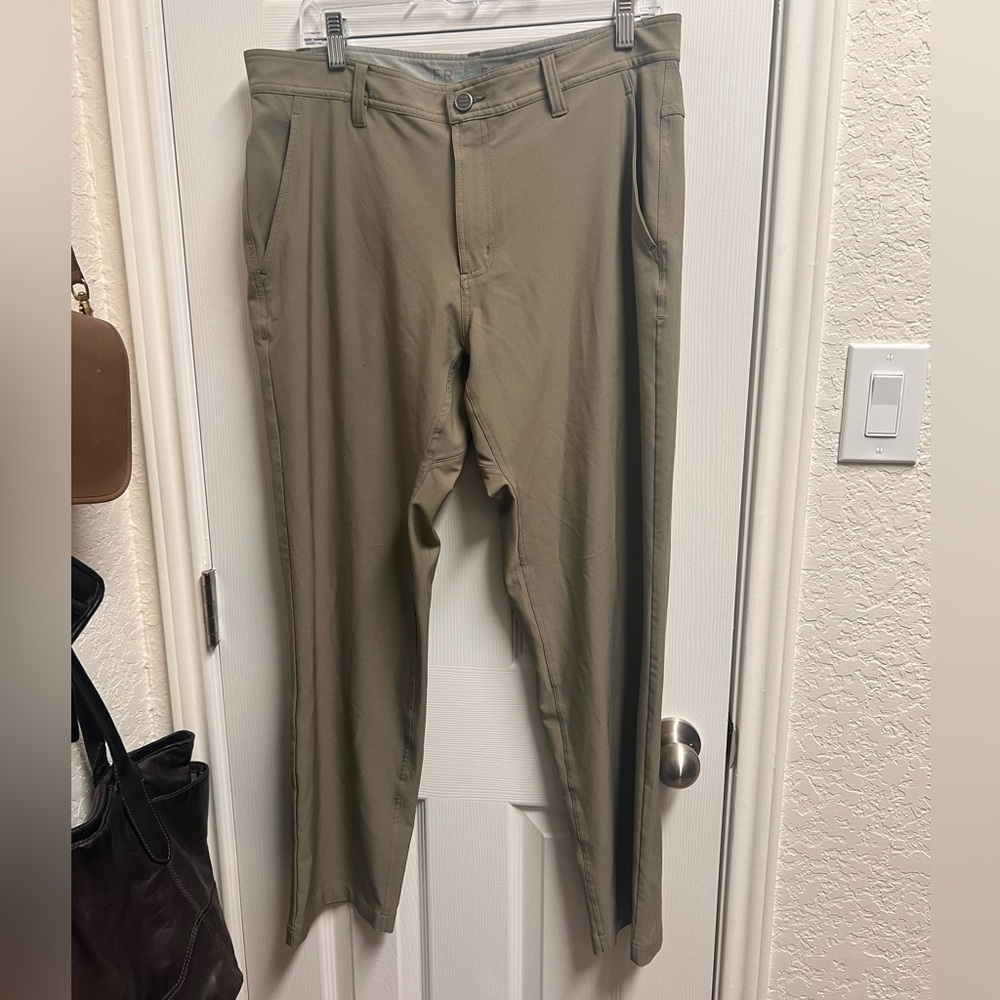 Free fly Men’s pants, size 34/40
